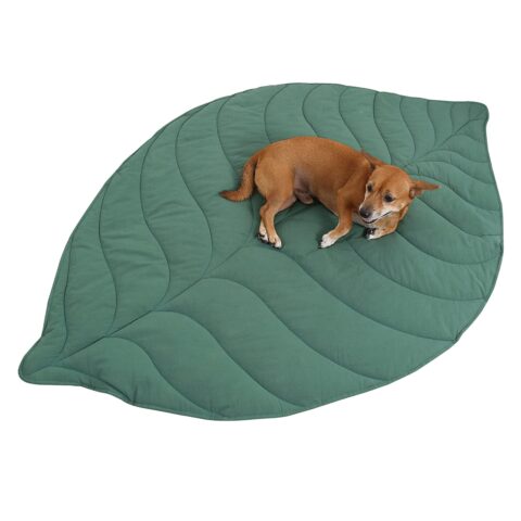 56x42 Inch Leaf Shaped Cotton Dog Blanket, Extra Large Pet Blanket for Small Medium Large Dogs, Machine Washable Puppy Mat for Couch Protection, Soft Plush Dog Bed for Furniture, Sofa, Floor