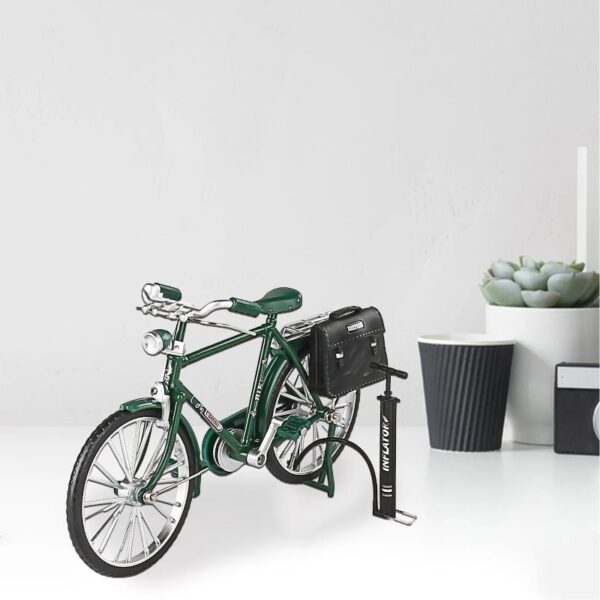 Mini Bike Toys, Simulation Vintage Bicycle Model Miniature Toys Retro Decoration for Collection & Bookshelf Display