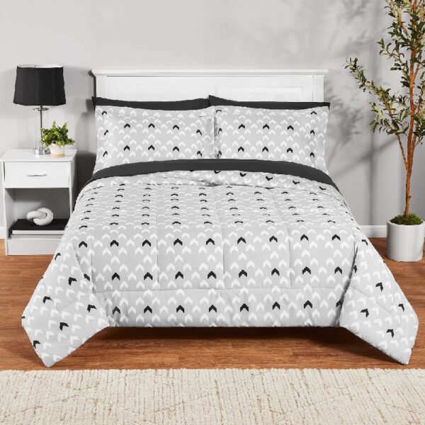7 Piece Reversible Bed in a Bag Comforter Set with Sheets, Black, Queen