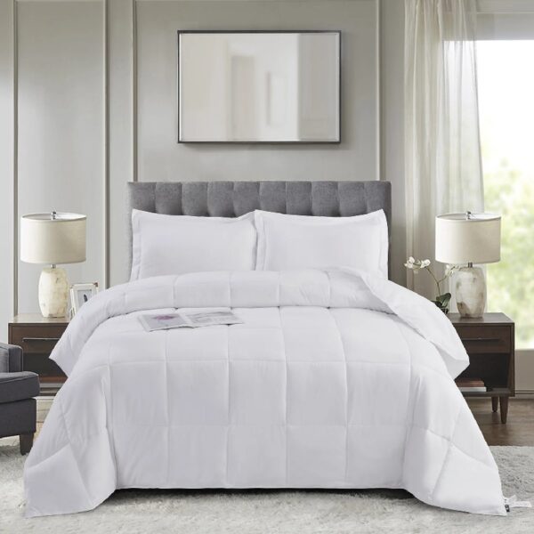 Light Weight Down Alternative Comforter Set, Queen, Green, Reversible