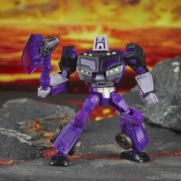 Legacy United Voyager Class Animated Universe Decepticon Motormaster Action Figure