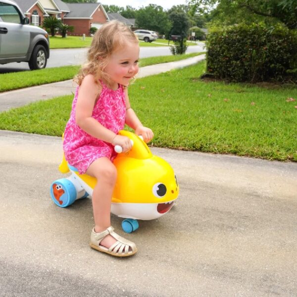Baby Shark Foot-to-Floor Unisex Kids Ride-on for Age 1.5-3 Years