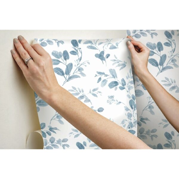 RoomMates Dancing Leaves Peel and Stick Wallpaper, 20.5 in x 18 ft