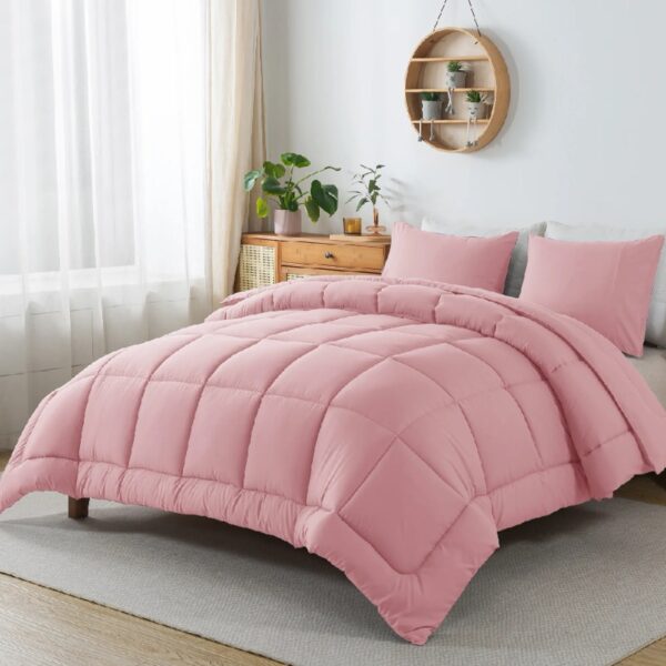 Queen Size 3-Piece All-Season Down Alternative Comforter Set Deep Black | Comforter + Pillow Cases Bedding Set | Hotel Grade Bed in a Bag by