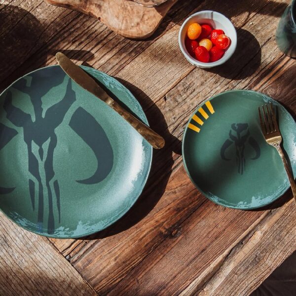 Star Wars Boba Fett Mandalorian Stoneware Plates & Bowl Collection | 4-Piece Set