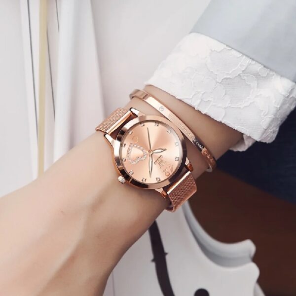 Women Watch Fashion Rose Gold Diamond Analog Quartz Female Watch for Women Luxury Dress Ladies Stainless Steel Luminous Waterproof Date Wrist Watches Green Dial