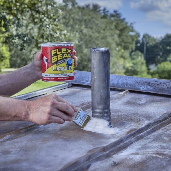 Liquid Rubber Sealant Coating, 32 oz, White
