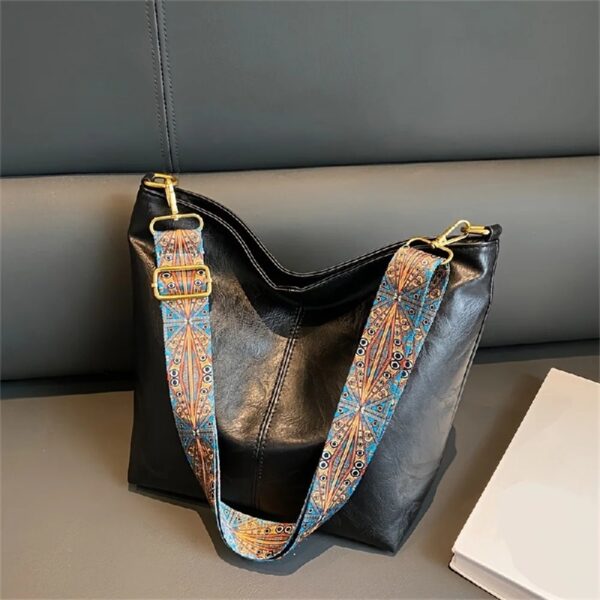 Hobo Bags for Women Crossbody Handbags Guitar Strap Shoulder Bucket Bag Vegan Leather Purse Trendy Boho Tote Purses