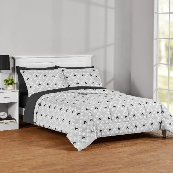 7 Piece Reversible Bed in a Bag Comforter Set with Sheets, Black, Queen