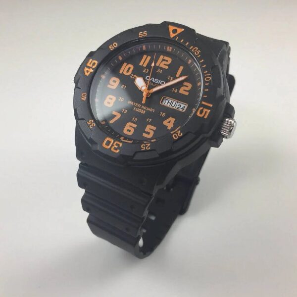 Men's Dive Style Watch, Black MRW200H-1BV