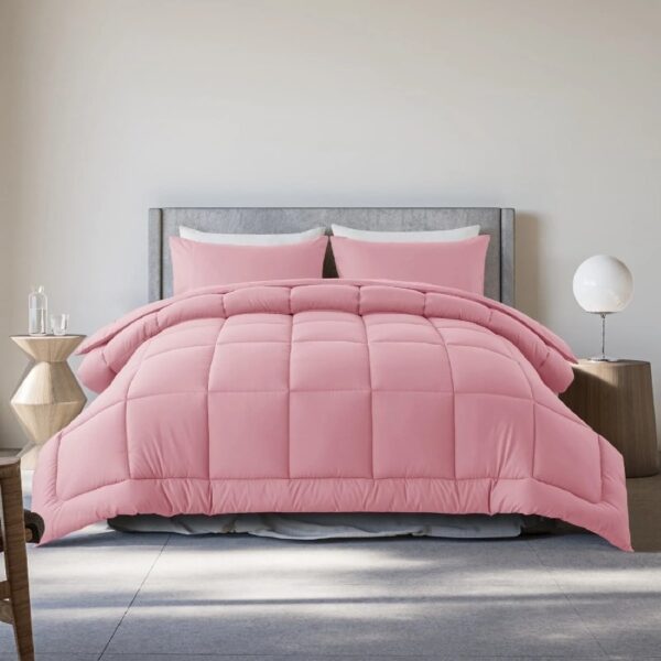 Queen Size 3-Piece All-Season Down Alternative Comforter Set Deep Black | Comforter + Pillow Cases Bedding Set | Hotel Grade Bed in a Bag by