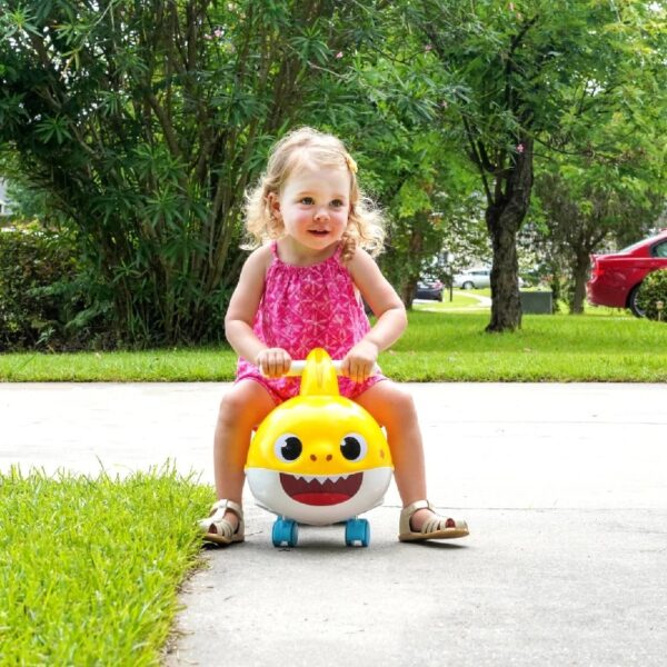 Baby Shark Foot-to-Floor Unisex Kids Ride-on for Age 1.5-3 Years