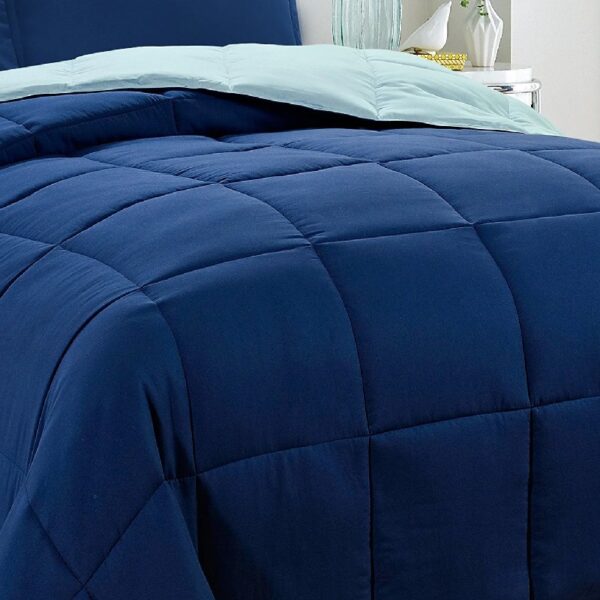 Light Weight Down Alternative Comforter Set, Queen, Green, Reversible