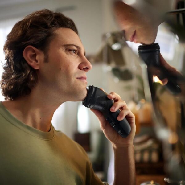 Shaver 2400, Cordless Electric Shaver with Pop-Up Trimmer