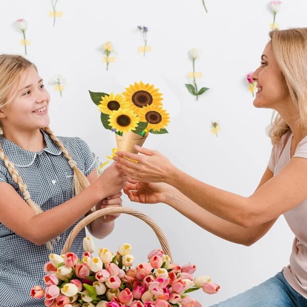 24 Pieces Flower Bouquet Craft Kit Mother'S Day Flower Bouquet Paper Craft Kit Colorful Diy Thankful Gift Craft for Teacher Appreciation Week Spring Handmade Project Classroom Activities