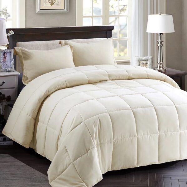 Light Weight Down Alternative Comforter Set, Queen, Green, Reversible