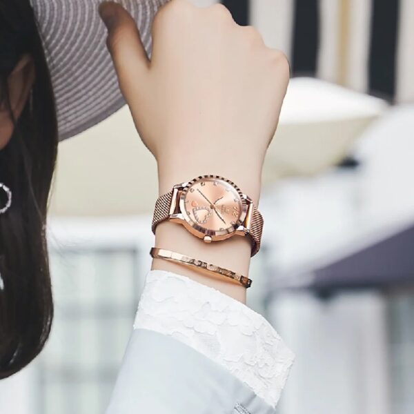 Women Watch Fashion Rose Gold Diamond Analog Quartz Female Watch for Women Luxury Dress Ladies Stainless Steel Luminous Waterproof Date Wrist Watches Green Dial