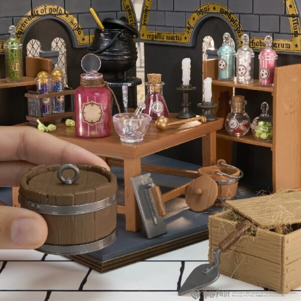 Make It Mini Potions Class, Harry Potter Mini Collectibles, Building Set, 100+ Pieces, DIY, Resin, 8+