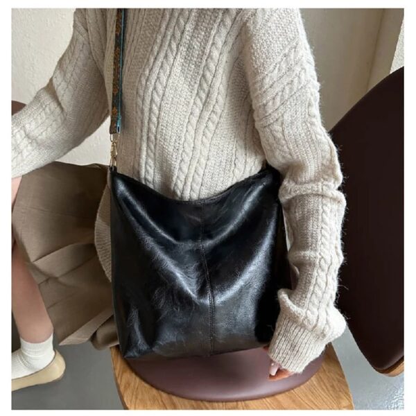 Hobo Bags for Women Crossbody Handbags Guitar Strap Shoulder Bucket Bag Vegan Leather Purse Trendy Boho Tote Purses