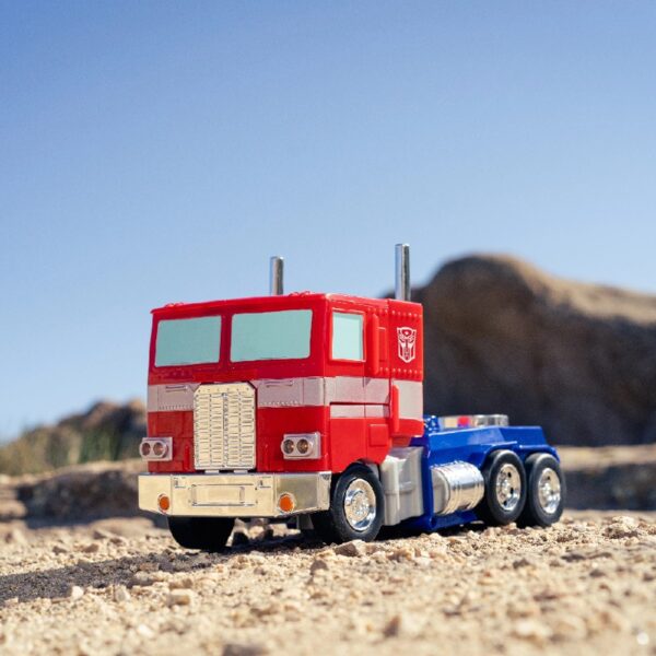 Transformers Optimus Prime Converting RC Radio Control Vehicle